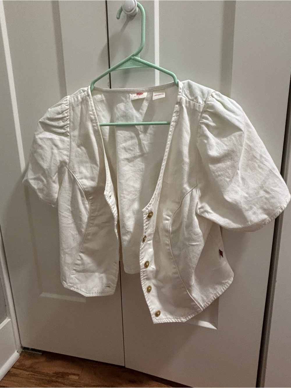Levi's White Puff-Sleeve Button-Front Blouse